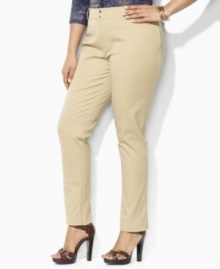 Rendered in sleek stretch cotton twill, these plus size Lauren by Ralph Lauren pants channel modern sophistication in a slim-fitting silhouette with a sleek, straight leg.