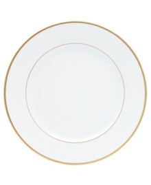 Serve special meals on Bernardaud's simply beautiful gold-rimmed dinner plates and make dining at home feel like a four-star affair.