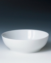 This cereal/soup bowl from Denby's white dinnerware and dishes collection is a refreshing way to start the day--or your meal. It's clean, crisp lines and cool, glazed hue infuse your tabletop with modern style. 7.