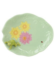 A frog figurine, embossed vines and colorful blooms plucked from the beloved Butterfly Meadow pattern make this lily-pad-green spoon rest a whimsical addition to the beloved Lenox dinnerware collection. Qualifies for Rebate