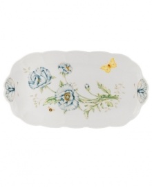 With a gently scalloped rim and whimsical flower and butterfly motif, this sandwich tray is a delightful way to serve lunch or afternoon tea. Mix and match with the rest of the Butterfly Meadow collection. Qualifies for Rebate