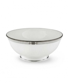 An art deco inspired design, platinum trim and metallic dots lend the Westerly Platinum fruit bowl sophisticated polish. This versatile collection perfectly coordinates with a variety of stemware and table linens. Qualifies for Rebate