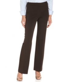 Clean styling and a hint of stretch lend chic versatility to these must-have pants from Jones New York.