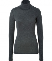 Effortlessly feminine, this super soft cotton-cashmere turtleneck from Majestic is a new-season must-have basic - Turtleneck, long sleeves - Form-fitting - Pair with skinny print jeans and edgy fashion sneakers