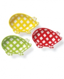 Pig out. A favorite picnic-table print in classic condiment colors make these Gingham Barbecue dip dishes as indispensable as your grill. Fill with relish, barbecue sauce and baked beans.