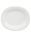 Fresh modern from Villeroy & Boch dinnerware. The dishes in this set are sheer white china in oval form that inspires simply harmonious dining. A soft fluidity and radiant glaze give this salad plate quiet elegance and lasting appeal.