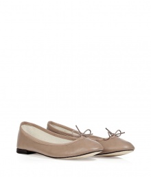 Classic ballerina flats from French brand, Repetto, are made of soft light grey calf leather - Traditional rounded cap, bow, edged seams and a small paragraph - Pair with flared skirts, skinny jeans or capri pants for a timeless look