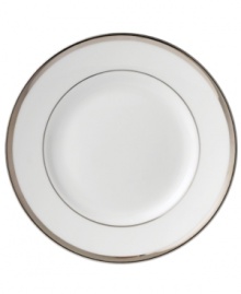 In 18th century England, Josiah Wedgwood, creator of the world famous Wedgwood ceramic ware, established a tradition of outstanding craftsmanship and artistry which continues today. The classically simple heirloom-quality Sterling dinnerware and dishes pattern is designed for formal entertaining, in pristine white bone china banded with polished platinum.