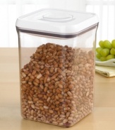 Keep cereal crunchy, coffee beans aromatic and other food just as fresh with this innovative pop container - the perfect storage solution. Simply press a button on the lid to activate an airtight seal that protects the food within, keeping it fresh and tasting great. Satisfaction guaranteed.