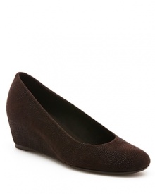 Stuart Weitzman delivers in this perfect everyday design, with sleekly covered wedges.