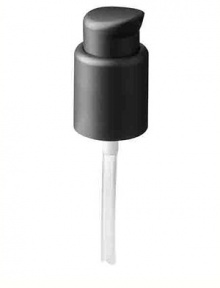 An optional pump for dispensing liquid foundations. It distributes the ideal amount without the need to dip or pour. 