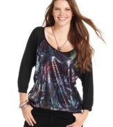 Look stunning in sequins with Eyeshadow's three-quarter-sleeve plus size top, finished by a banded hem.