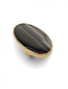 THE LOOKA dramatic black oval with veins that give the look of stonePolished tapered settingNarrow polished bandTHE FITLength, about 2¼Width, about 1¼THE MATERIALGlass18k goldplatingORIGINImported