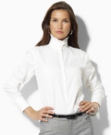 Tailored for an easy, modern fit from lightweight broadcloth, this iconic Lauren by Ralph Lauren blouse with chic ruffles at the collar creates a casual yet polished look.