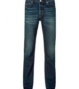 Theres nothing like the perfect pair of jeans! - Jeans from the Italian fashion label Golden Goose - In medium blue cotton with a cool used look - Modern slim cut, with slim-cut legs - Button closure with zip - Classic 5-pocket - Combine best with T-shirts or casual pullovers - Pair with sneakers or boots