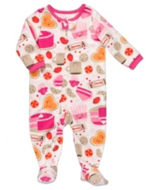 Send your lil' cutie off to bed in this snuggly sleeper from Carter's.