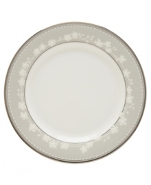 These elegant bone china side plates showcase a delicate floral design with textured white beads and stunning platinum trim. Designed for holding dinner rolls and breads and equally useful for cakes and cookies at tea time. From Lenox's dinnerware and dishes collection. Qualifies for Rebate