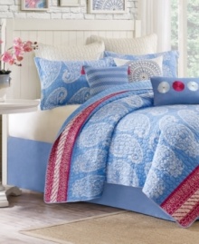 This Echo Woodblock Paisley coverlet features a soft indigo blue background with rows of large, white paisleys and is finished with a vibrant hot pink & white border. The tonal quilt stitch provides added dimension and extra comfort.