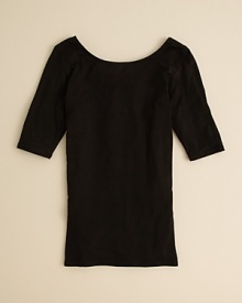 A scoop back and neckline add a pinch of drama to this simply adorable 3/4 sleeve tee.