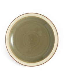 Warm, natural colors and a retro feel combine in this decidedly modern salad plate. From Denby's dinnerware and dishes collection.