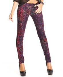 Obsessed with printed denim this year? Celebrity Pink Jeans delivers the goods with this five-pocket skinny leg pair that's big on bold color.