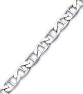 Add a sophisticated chain for timeless appeal. This men's marine chain bracelet is crafted in sterling silver. Approximate length: 8-1/2 inches.