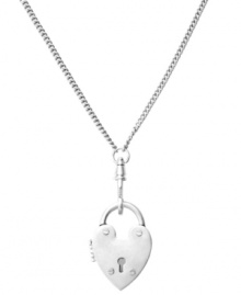 The secret to great style is to stay on top of the trends. Fossil's traditional locket design is strung from a up-to-date long chain. Crafted in vintage silver tone mixed metal. Approximate length: 32 inches. Approximate drop: 3 inches.