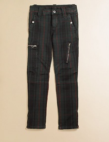 The classically cool cargo pant is rendered in a stylish skinny fit from durable tartan-printed denim.Front button closureWaistband with belt loopsZip flyAngled snap hand pocketsBack patch pocketsZip cargo pocketsCottonMachine washImported