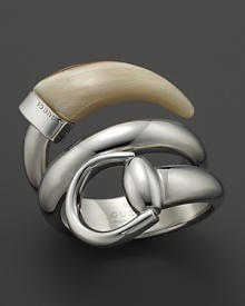 A horn accent adds edge to Gucci's signature horsebit design in this sterling silver coil ring.