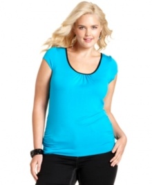 Make a memorable exit with ING's short sleeve plus size top, featuring a cutout back!