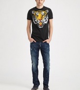 Soft cotton with bold tiger print on the front.Short sleevesCrew necklineCottonMachine washMade in Italy