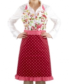 Not even drips and splatters can detract from the cuteness of this Homewear apron. A ruched floral top with a sweetheart neckline and polka-dotted skirt with pink ruffles make you, not your recipes, the star of your kitchen.