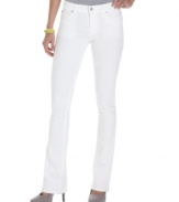 A slight flare at the hem balances out these bright white jeans from Else! Perfect for pairing with heels and platforms.