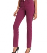 Go bold in Charter Club's colored jeans. Featuring a jewel toned wash and ankle-length silhouette, they're an easy way to modernize your wardrobe.