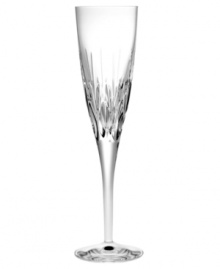 Coupling a modern silhouette and designer's touch, the Fete flute from Monique Lhuillier for Royal Doulton promises a brilliant toast at every occasion. Vertical cuts extend from stem to bowl in glistening crystal.