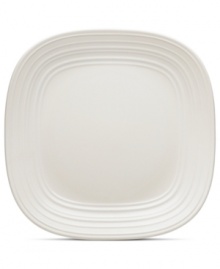 With the look of hand-thrown pottery in hard-wearing stoneware, the Swirl square dinner plate from Mikasa enhances casual meals with fuss-free elegance. A matte finish with glazed accents adds stylish distinction to pure white.