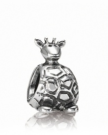 PANDORA's giraffe charm in sterling silver adds a sweet safari element to your bracelet.