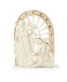 Light up the season with tranquil beauty. Mikasa's Holy Family votive captures the true spirit of Christmas in porcelain with golden accents.