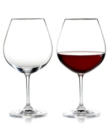 A bit shorter and rounder than the Bordeaux glass (shown left), this burgundy glass is ideally suited to aged, full-bodied red wines like Pinot Noir, Gamay and Red Burgundy. Stands 8 1/4 tall and holds 24 3/4 ounces of wine.