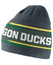 Get your head in the game with this Oregon Ducks NCAA beanie from Nike.