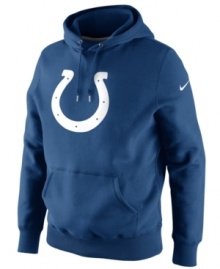 Shout out to your favorite NFL football team with this comfortable Indianapolis Colts hoodie from Nike.