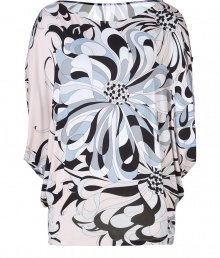 With a vivid flower print and super soft draped jersey, Emilio Puccis dolman sleeve top is as contemporary as it is chic - Wide neckline, elbow-length draped dolman sleeves - Loosely draped top, fitted pleated hemline - Wear with solid separates and fun flats