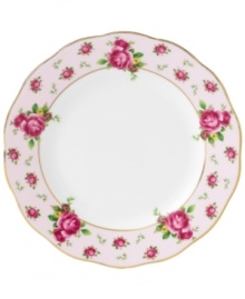 Revive a classic dinnerware pattern with the Vintage bread and butter plate. Lush blossoms plucked from Royal Doulton's Old Country Roses collection flower on pink bone china with a ruffled gold edge.