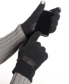 You will never need to expose your fingers to the cold elements in order to text message ever again thanks to these Polar Touch gloves from Polo Ralph Lauren.