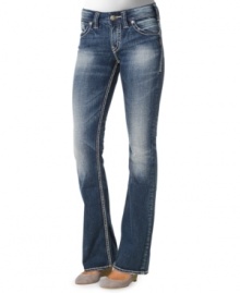 Silver Jeans dares you to take your style to the extreme in a pair of bootcut denim that flaunts a super bleached fade!