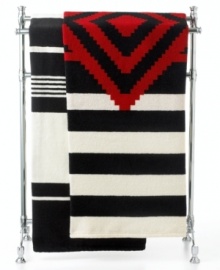 Give your bath a touch of Southwestern style with Lauren by Ralph Lauren's Black Adobe hand towel. Choose from two bold patterns that mix and match for a look that's simply striking. Featuring yarn-dyed cotton with rolled hems.