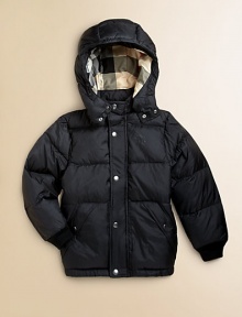 The perfect cold weather companion, this down puffer jacket has plenty of pockets, detachable hood and requisite check lining.Detachable hoodStand collarLong sleevesFull-zip front with snap coverTwo front slash snap pocketsFully linedPolyamideDown fillMachine washImported Please note: Number of snaps may vary depending on size ordered. 