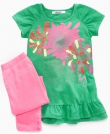 In this floral graphic tunic and leggings set from DKNY, she'll look prettier than a whole bouquet of flowers.