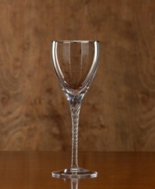 For nearly 150 years, Lenox has been renowned throughout the world as a premier designer and manufacturer of fine china, accessories, and stemware. In clear crystal accented with platinum, the simple and classic Encore Platinum stemware collection provides an impeccable accompaniment to your formal china and flatware. Qualifies for Rebate