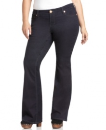 Catch an on-trend 70's spirit in Seven7 Jeans' plus size style, defined by a flared design.